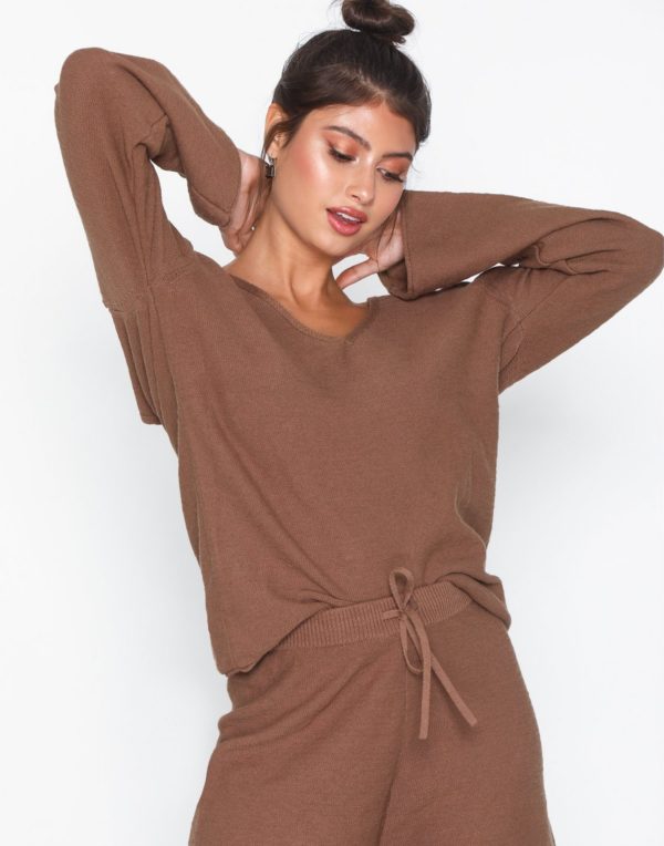 Brown casual top